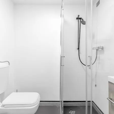 Daire Garda House - Free Pool And Parking *