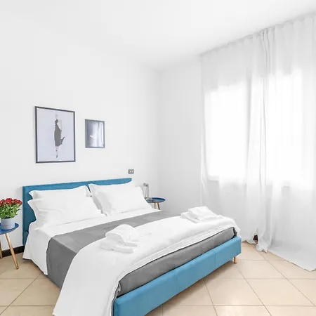 Garda House - Free Pool And Parking