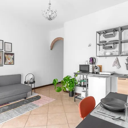 Daire Garda House - Free Pool And Parking Castelnuovo del Garda