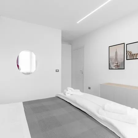 Garda House - Free Pool And Parking * Castelnuovo del Garda