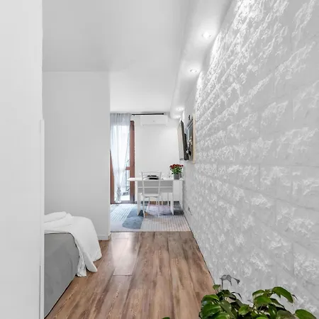 -free Pool And Parking- Garda House דירה *
